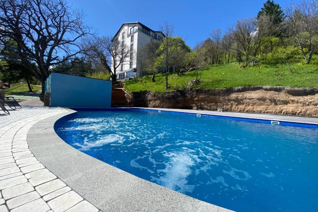 Aurora Resort, 4*