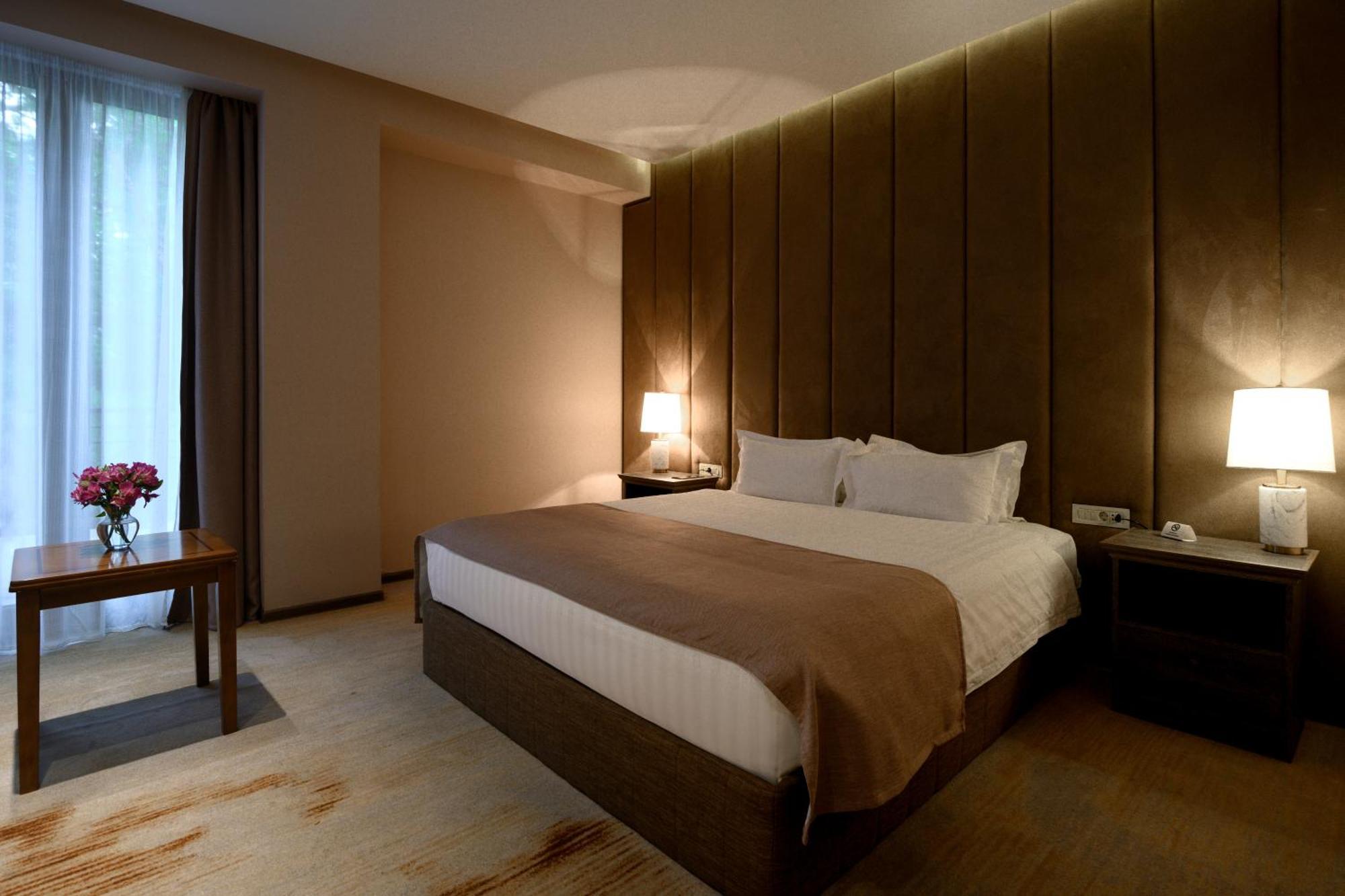 Aurora Resort, 4*
