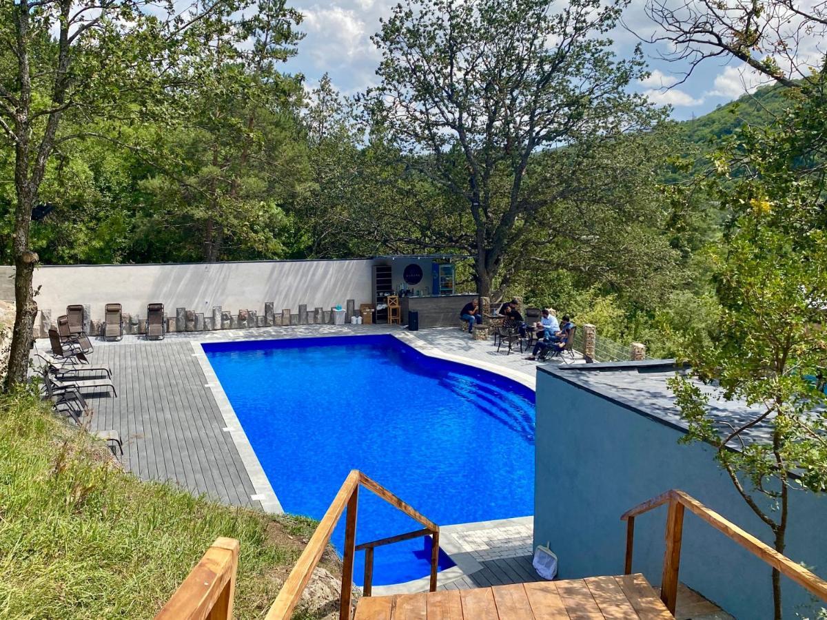 Aurora Resort, فندق
