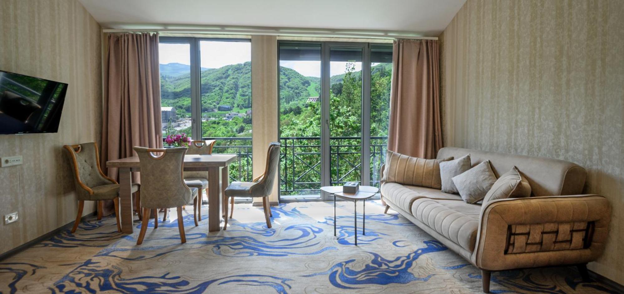 Aurora Resort, 4* تساجكادزور