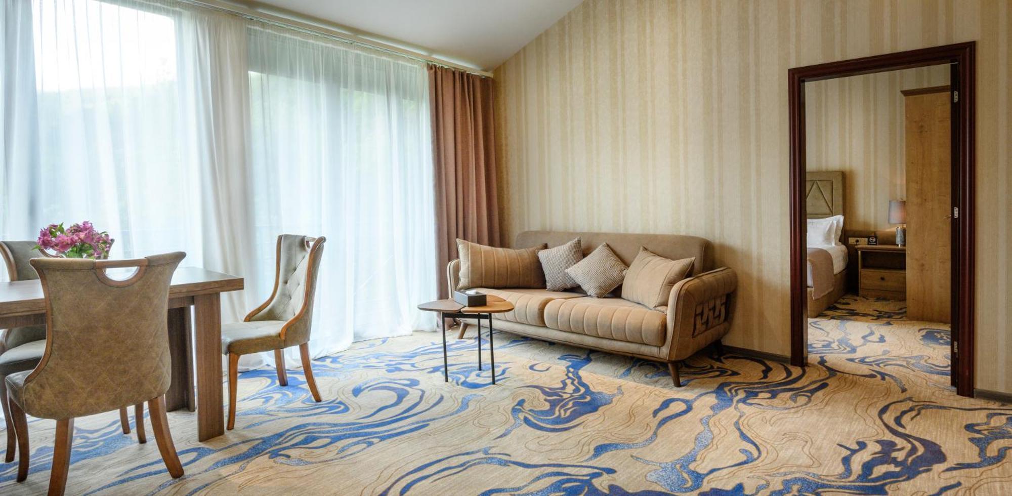 Aurora Resort, 4* تساجكادزور
